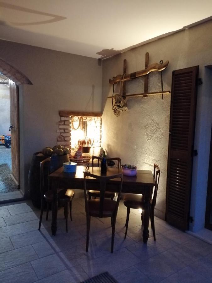 Agriturismo Corte Fontana App. Barbara Salò Dış mekan fotoğraf